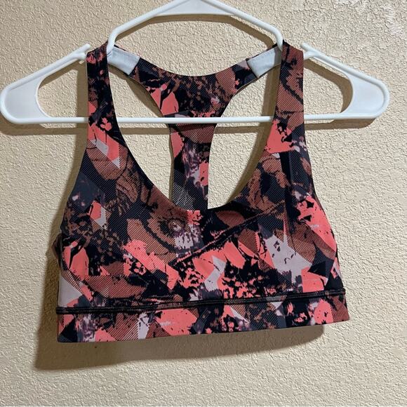 Lululemon Break Free Bra (Nulux) in salmon black 8 - Picture 1 of 6